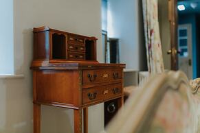 Newton Hall Courtyard Rooms