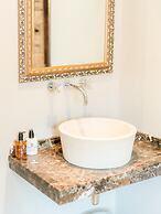 Newton Hall Courtyard Rooms