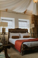 Newton Hall Courtyard Rooms