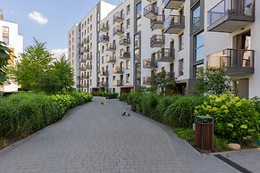 Modern Zoliborz Apartment by Renters
