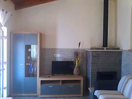 Immaculate 1-bed Apartment in Zubovici, Croatia
