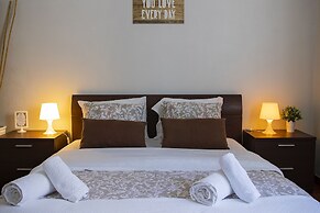 4Ever Palace Design & Nature