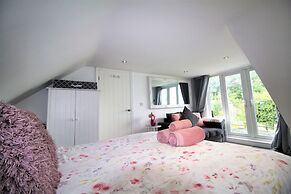 Sleeps 8 - Norham Berwick - Dog Friendly - Quiet