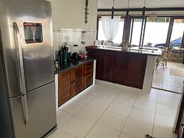 Casa em Maresias Completa