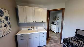 Garfield Park Stay - 5 min to Fountain Square