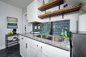 The Oasis Studio - Fountain Square