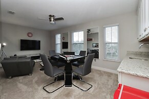 Sunshine at Solterra