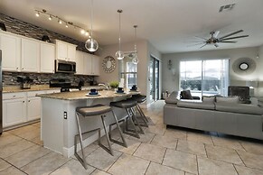 Sunshine at Solterra