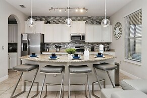 Sunshine at Solterra