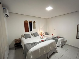 Pousada Unaí - Casa Flor