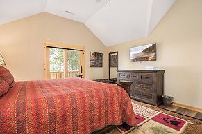 Longview Lodge by Taylor Made Deep Creek