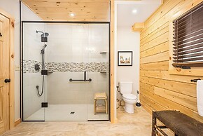 Longview Lodge by Taylor Made Deep Creek