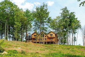Longview Lodge by Taylor Made Deep Creek