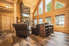 Longview Lodge by Taylor Made Deep Creek