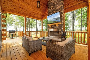 Longview Lodge by Taylor Made Deep Creek