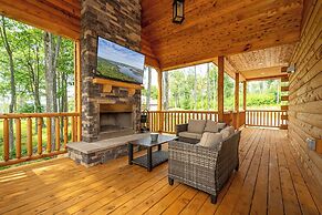 Longview Lodge by Taylor Made Deep Creek