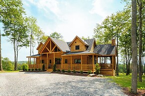 Longview Lodge by Taylor Made Deep Creek