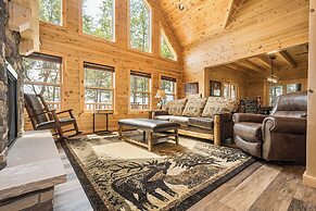 Longview Lodge by Taylor Made Deep Creek