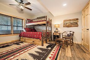 Longview Lodge by Taylor Made Deep Creek
