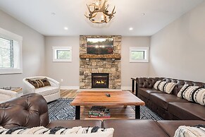 Timber Ridge Haus by Taylor Made Deep Creek