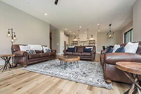 Timber Ridge Haus by Taylor Made Deep Creek