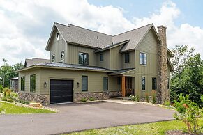 Timber Ridge Haus by Taylor Made Deep Creek
