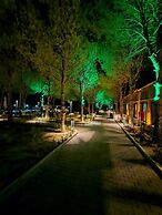 Welllife Hotels & Restaurant