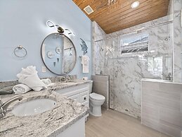 Premier Island Escape