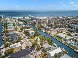 Premier Island Escape