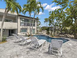 Premier Island Escape