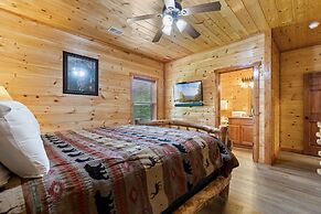 Mountain View Pool Lodge