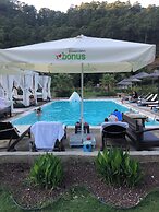 Zirkon Vadi Village Hotel