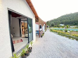 Zirkon Vadi Village Hotel