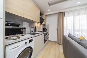 Modern Flat w Balcony 10 min to Beach in Antalya