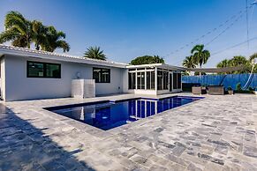 Modern Spacious Home With Pool Jacuzzi