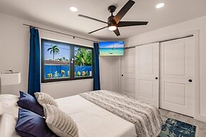 Modern Spacious Home With Pool Jacuzzi