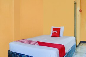 SPOT ON 91797 Mutiara Guest House