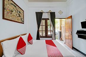 Super OYO 90672 ADHYA GUEST HOUSE LOMBOK
