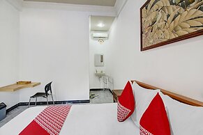 Super OYO 90672 ADHYA GUEST HOUSE LOMBOK