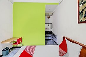 Super OYO 90672 ADHYA GUEST HOUSE LOMBOK