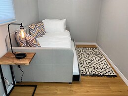 Tamiami On The Canal