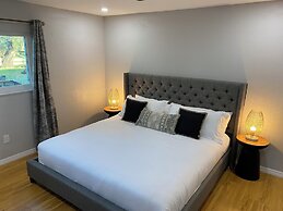 Tamiami On The Canal