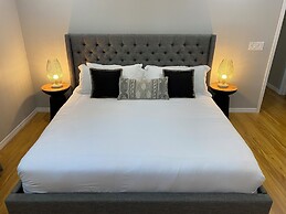 Tamiami On The Canal