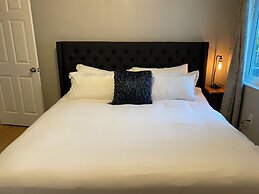 Tamiami On The Canal