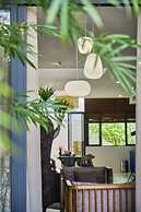 The Coffee City - Healing & Retreats