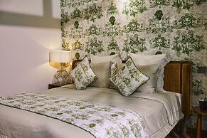 The Coffee City - Healing & Retreats