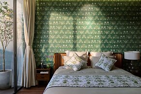 The Coffee City - Healing & Retreats