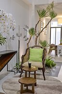 The Coffee City - Healing & Retreats