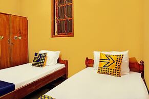 SPOT ON 92450 Homestay Simpang Panji Suroso Syariah