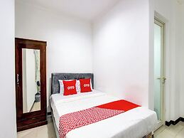 OYO 92479 Pasadena House